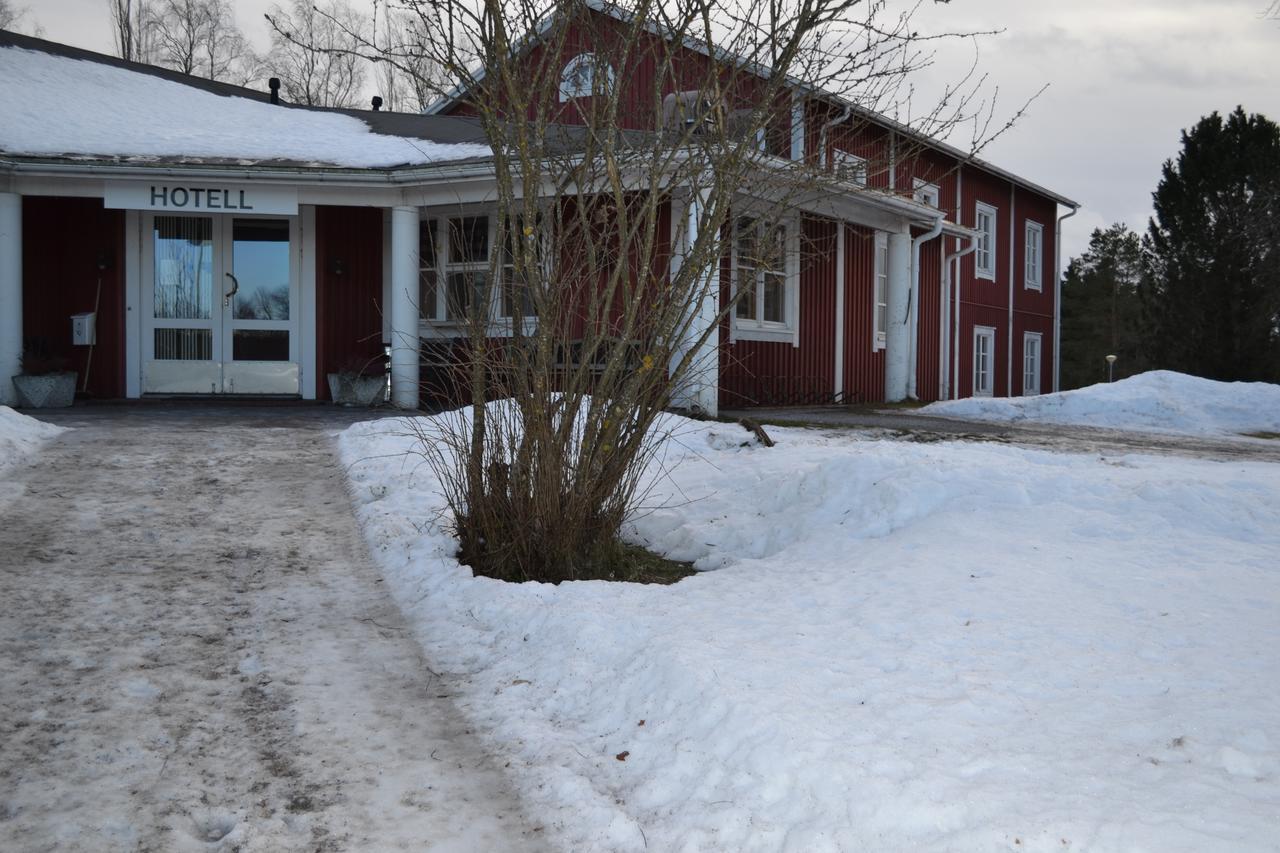 Juthbacka Hotell Uusikaarlepyy Esterno foto